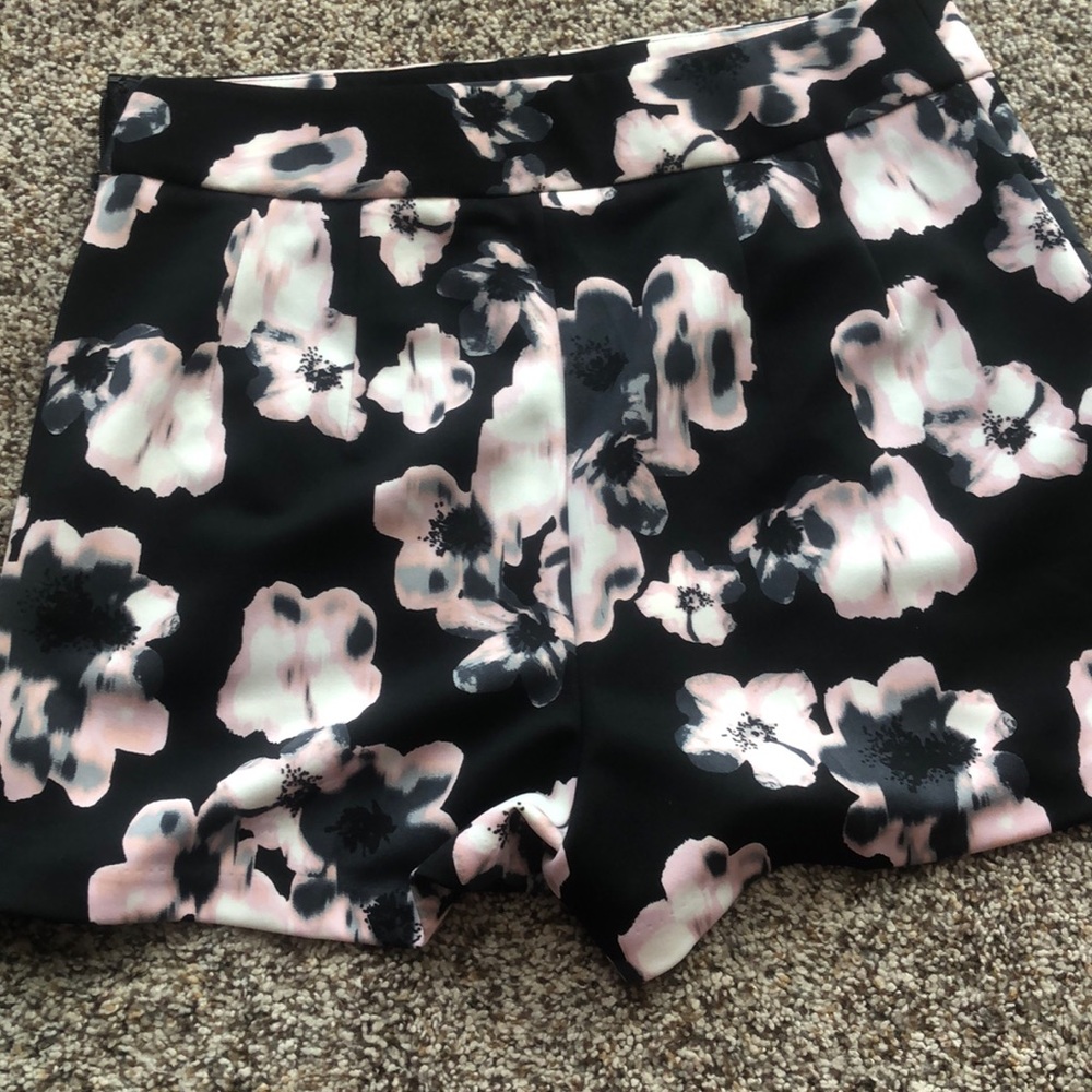 Express short - Picture 2 of 2